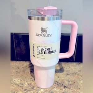 40 oz Stanley quencher tumbler watercolor tulle (pink) target exclusive NWT